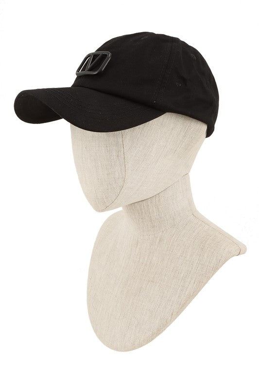 V Buckle Baseball CAP