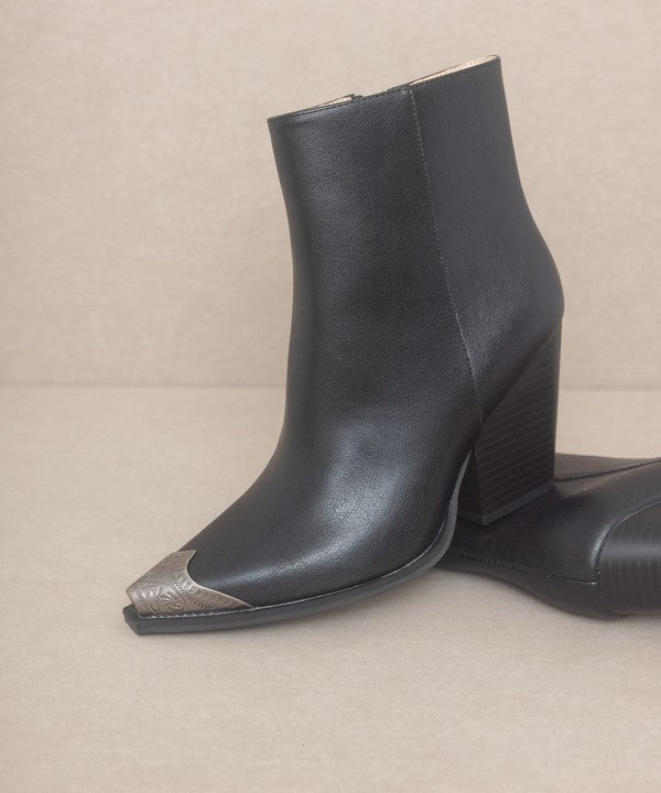 HIGH SOCIETY - Bootie with Etched Metal Toe