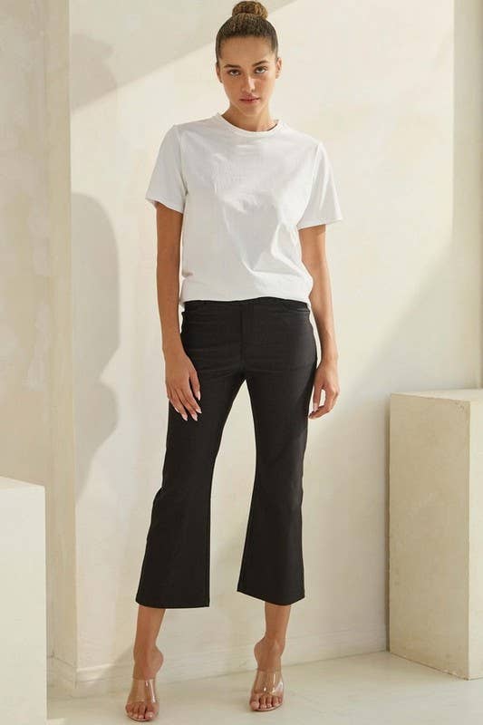 Classic Solid Straight Leg Crop Pants