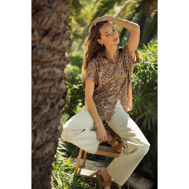 Leopard print collared top