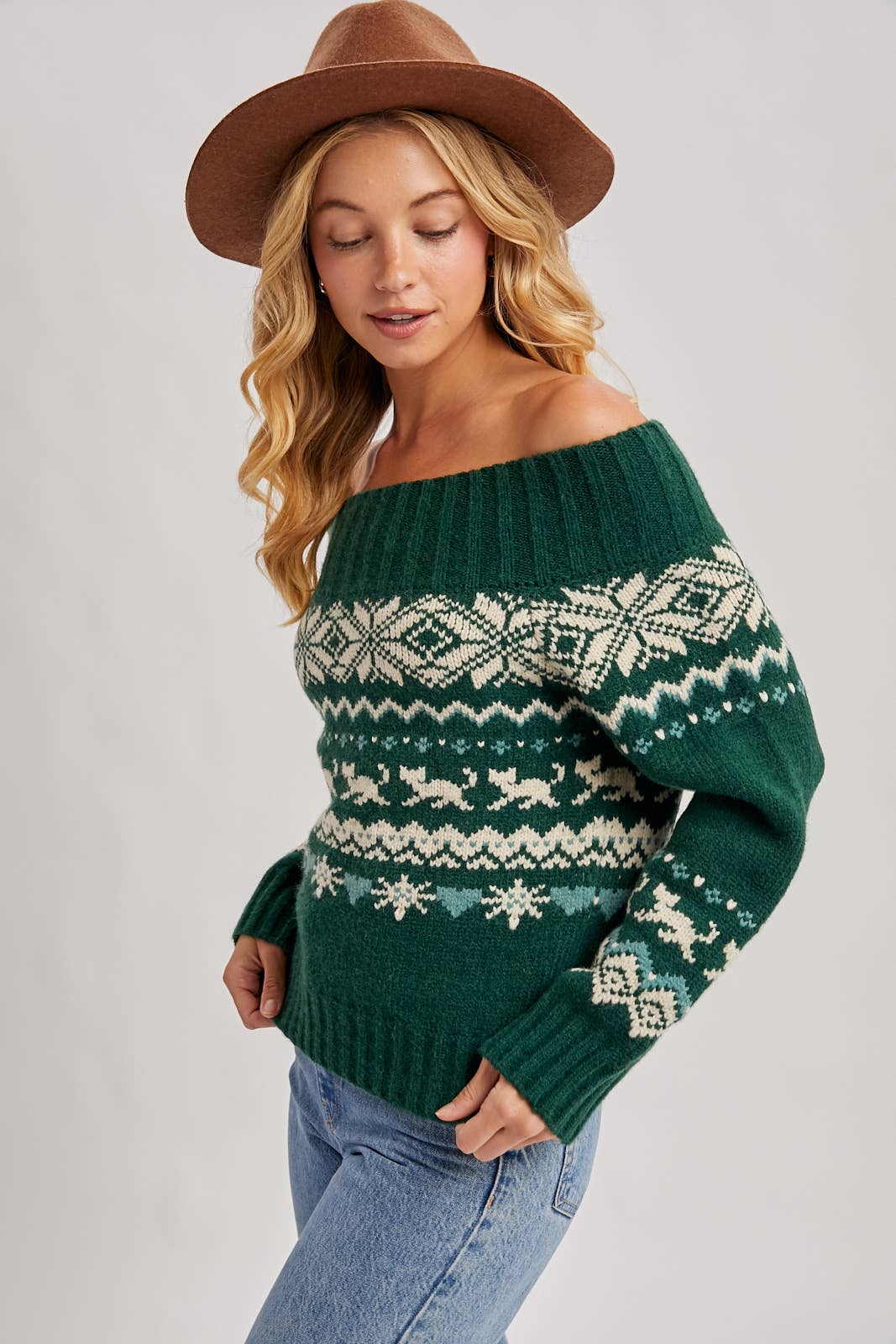 SNOW ISLE OFF SHOULDER KNIT SWEATER - HOLIDAY