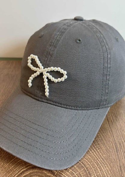 Bow baseball cap