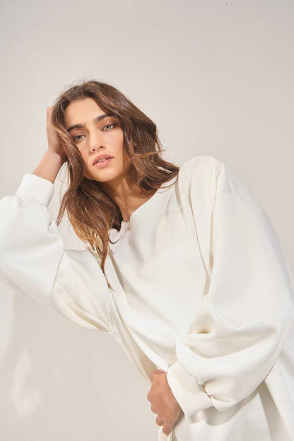 CeCe Bow-Back Oversized Sweatshirt