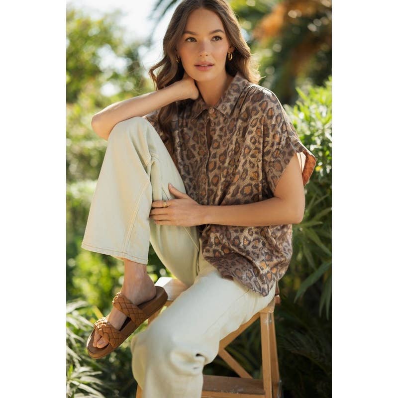 Leopard print collared top
