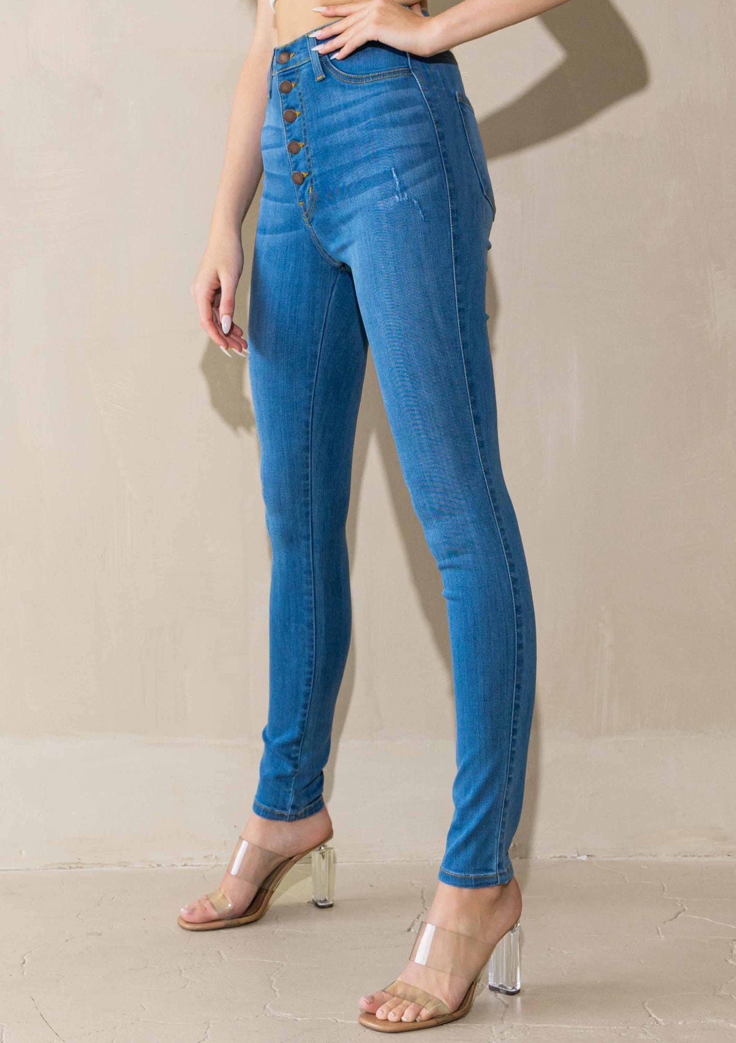 Zero Skinny Jeans by Vibrant Muse