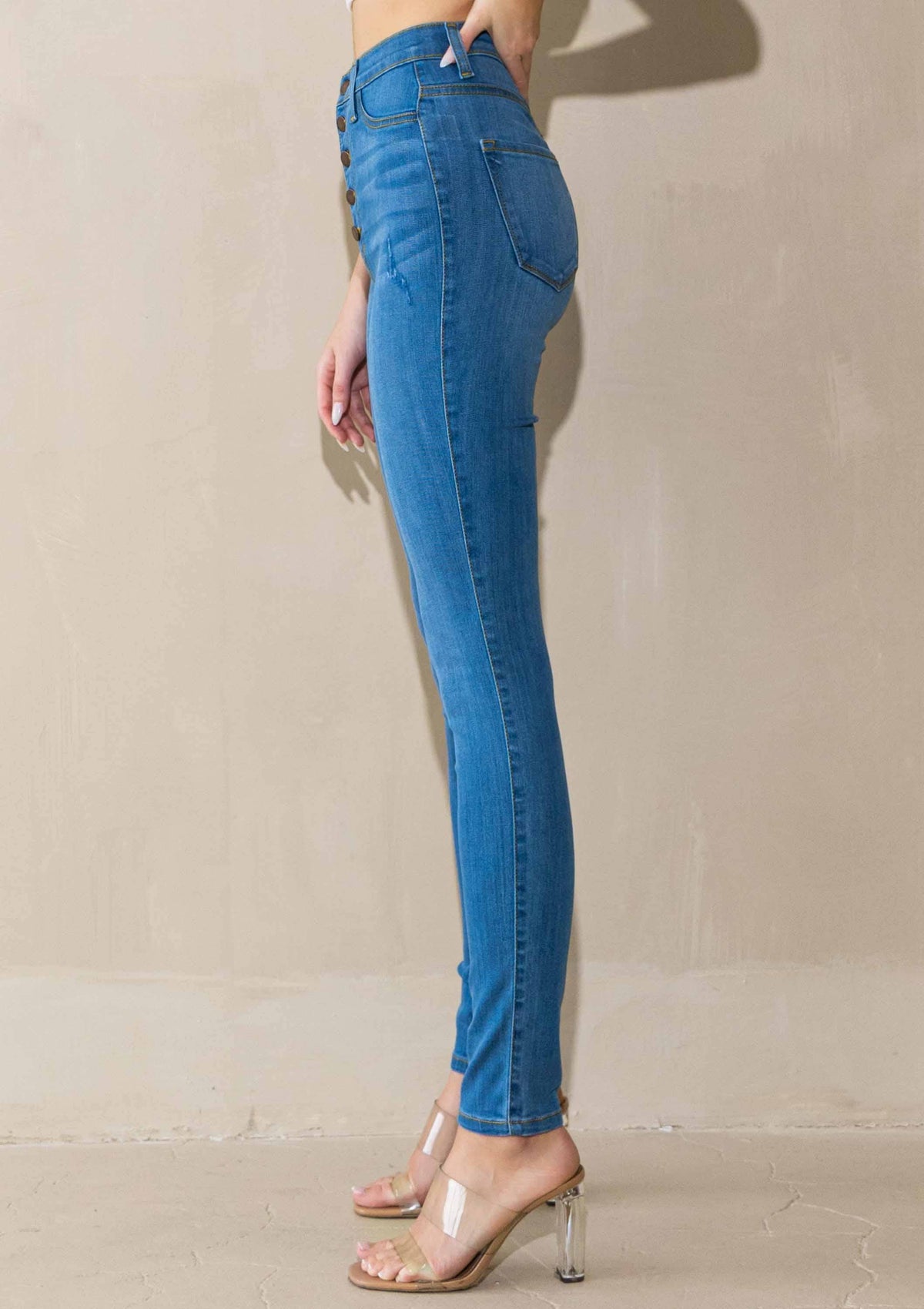 Zero Skinny Jeans by Vibrant Muse
