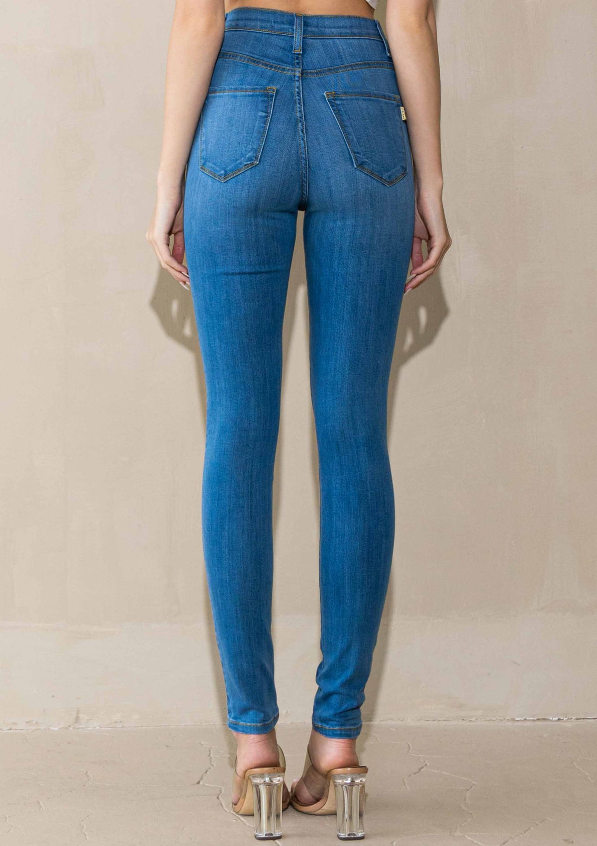 Zero Skinny Jeans by Vibrant Muse